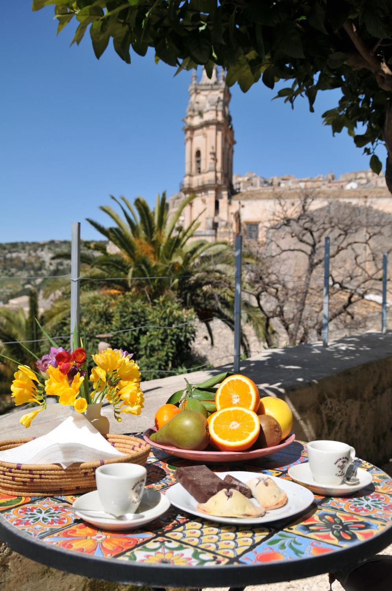 Bed and Breakfast Casa Sipione Papa à Modica Extérieur photo