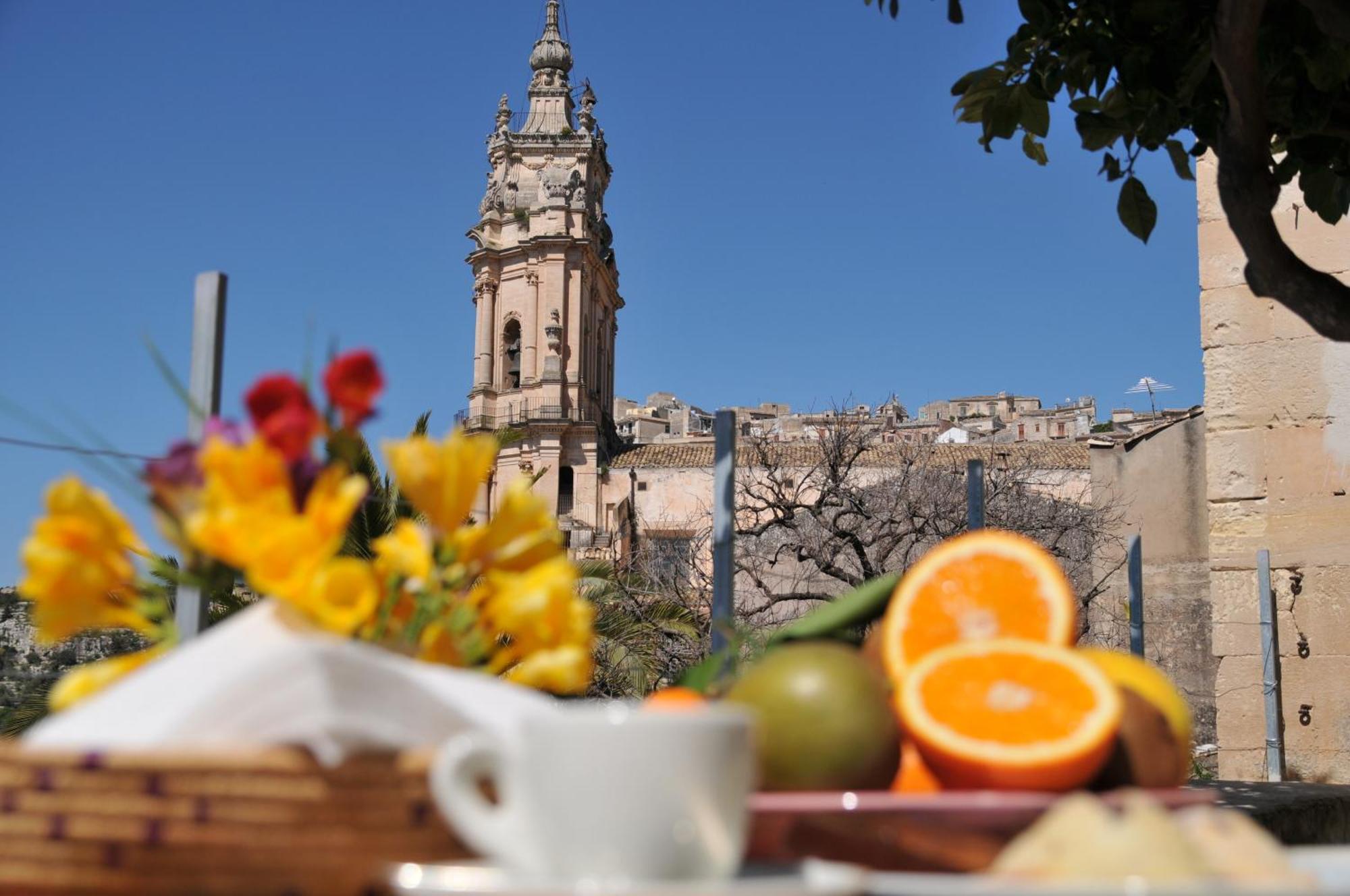 Bed and Breakfast Casa Sipione Papa à Modica Extérieur photo