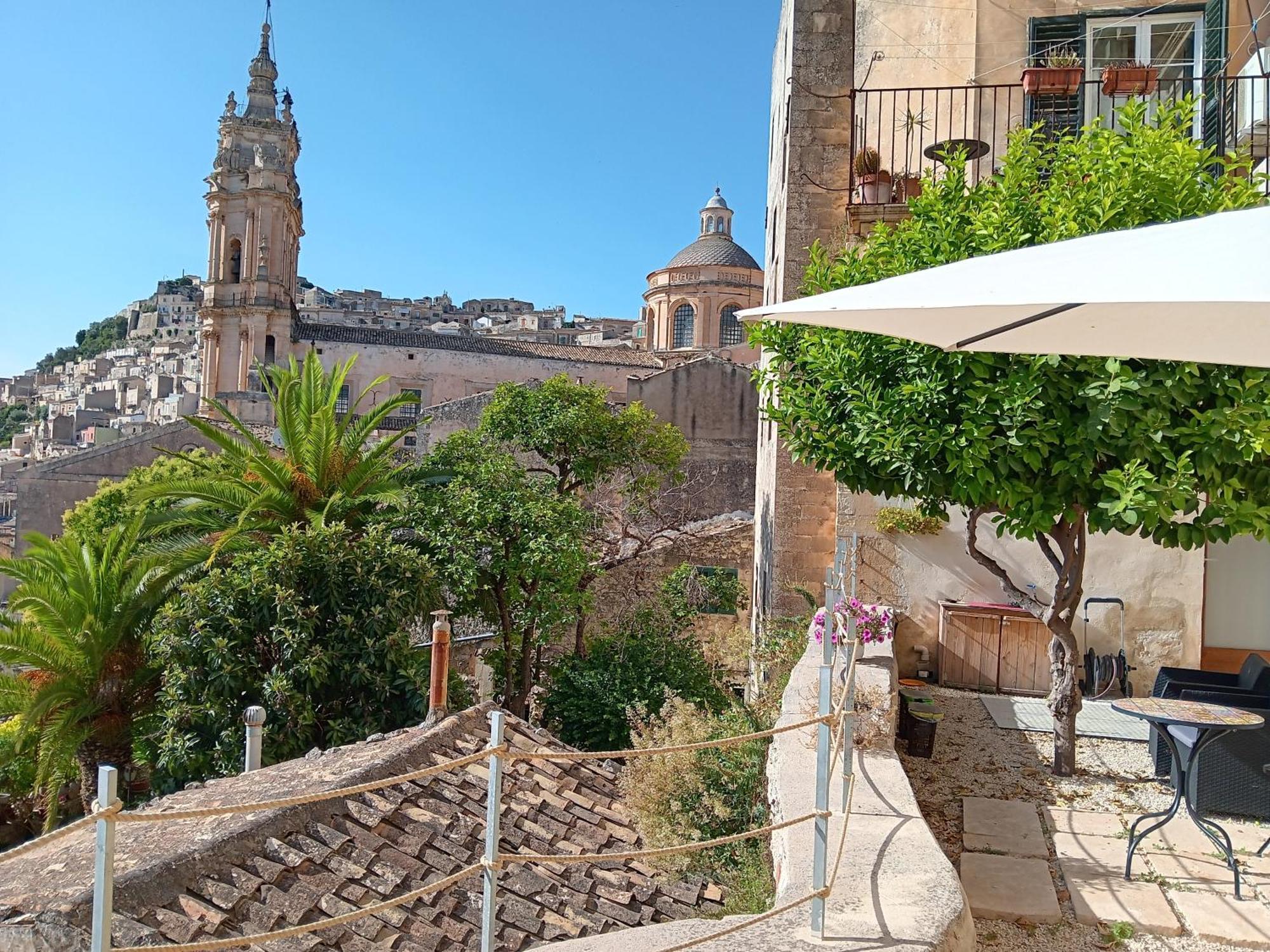 Bed and Breakfast Casa Sipione Papa à Modica Extérieur photo