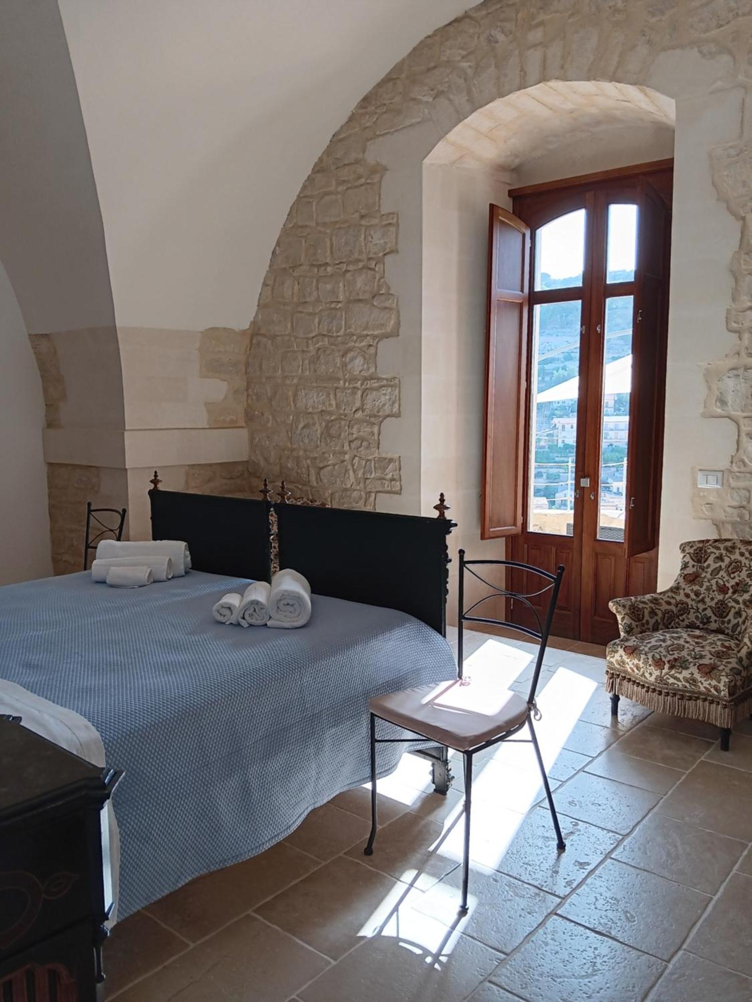 Bed and Breakfast Casa Sipione Papa à Modica Extérieur photo